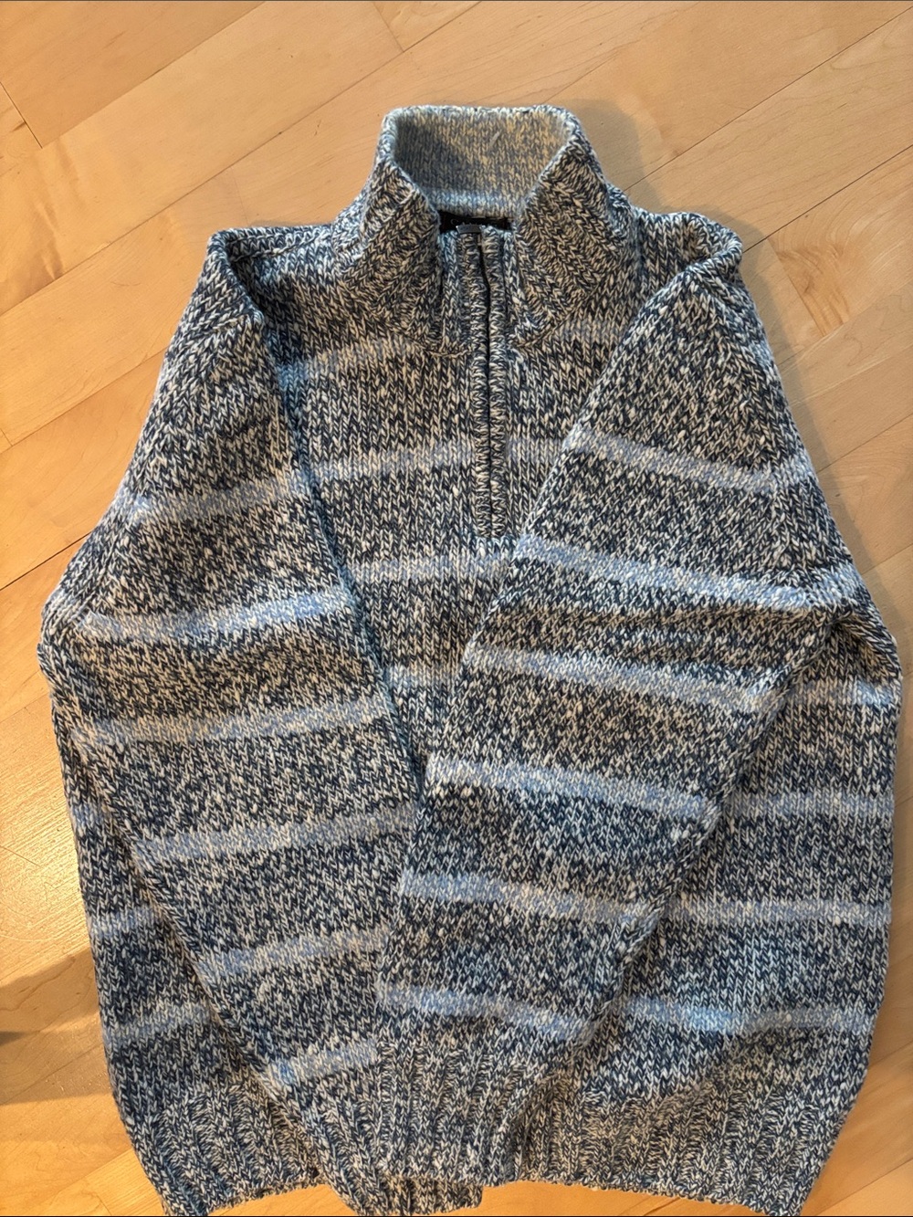 Canali Marled blue, light blue and white/cream 1/4 Zip-Neck Sweater.